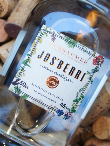 Nusbaumer Jos'berri artisan distilled gin (0,5L)