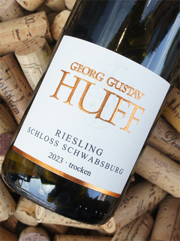 Georg Gustav Huff Riesling Niersteiner Schloss Schwabsburg *** Trocken 2023